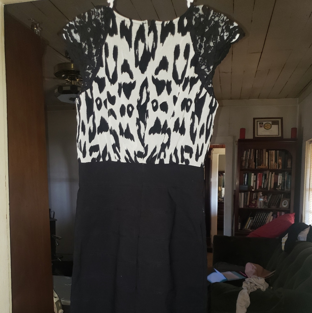 nicole by nicole Miller size 4 tight black dress.